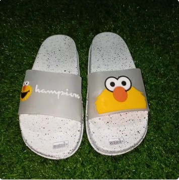  SANDAL  TEPLEK SLOP ELMO  Serbada com